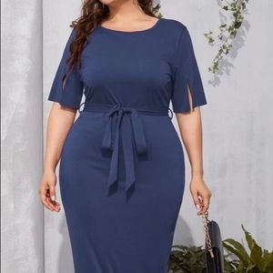 MIDI Dress with 3/4 Sleeves